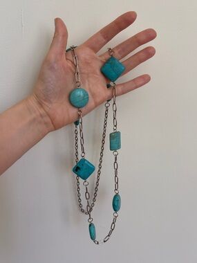 Long Silver and Dyed Howlite Necklace